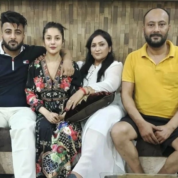 या आरोपांनंतर संतोख सिंह सुख यांनी यावर स्पष्टीकरण दिले होते. संतोख सिंह आणि त्यांच्या कुटुंबीयांनी हे आरोप खोटे आणि त्यांना बदनाम करण्याचे षड्यंत्र असल्याचे सांगून पूर्णपणे फेटाळले होते. त्यांनी आपली निर्दोषता सिद्ध करण्यासाठी सीसीटीव्ही फुटेजसह अनेक पुरावे असल्याचा दावा केला होता.