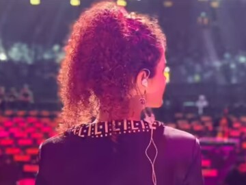 प्रसिद्ध गायिकेची गिनीज बुक ऑफ वर्ल्ड रेकॉर्डमध्ये नोंद