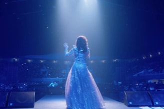 बॉलिवूडची गायिका, जिच्या गाण्यामुळे वाचले 3000 जीव, कसे काय आणि ही आहे कोण?