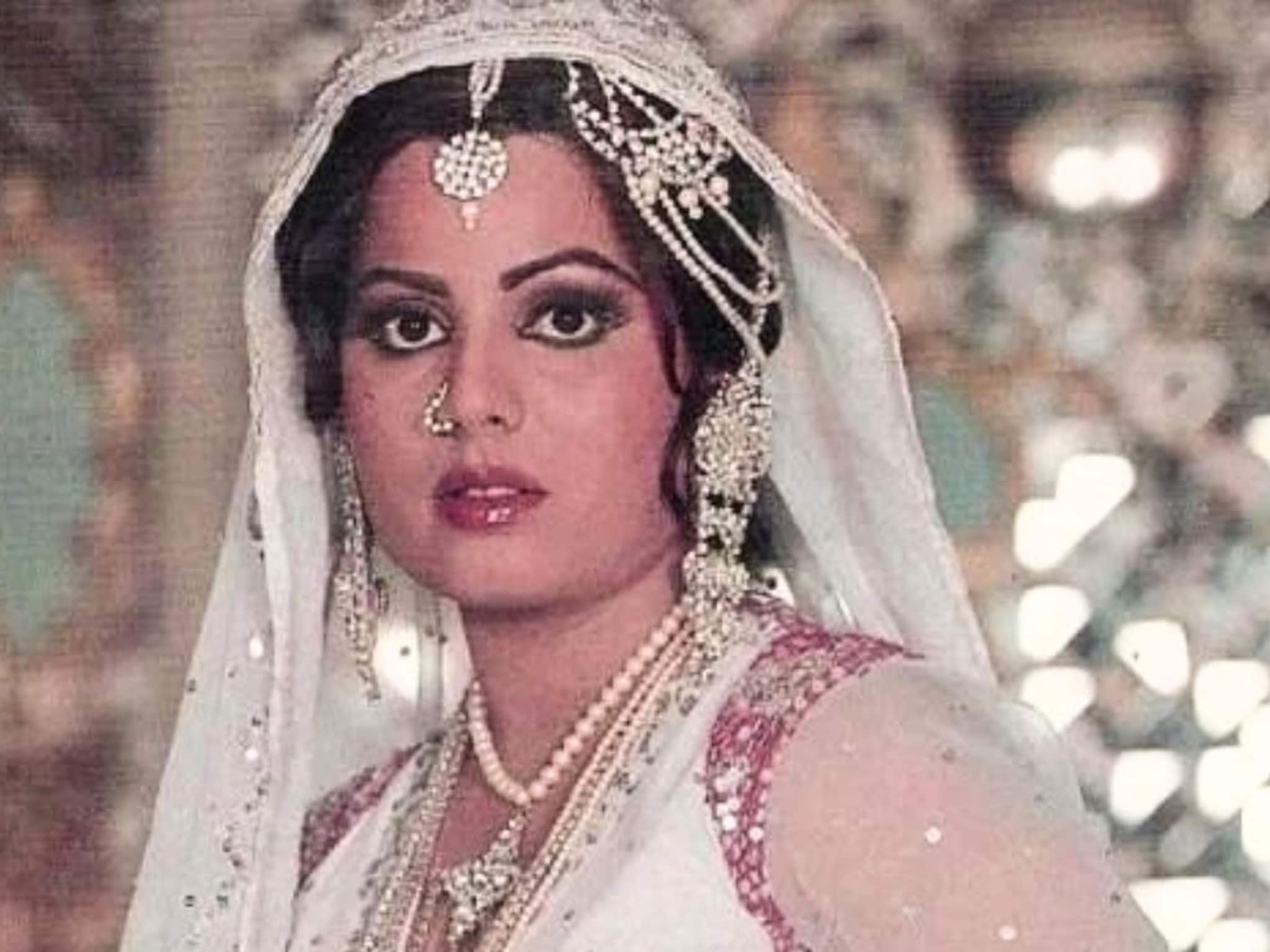 Sulakshana Pandit: आणखी एक तारा निखळला, ज्येष्ठ अभिनेत्री आणि गायिकेचं निधन