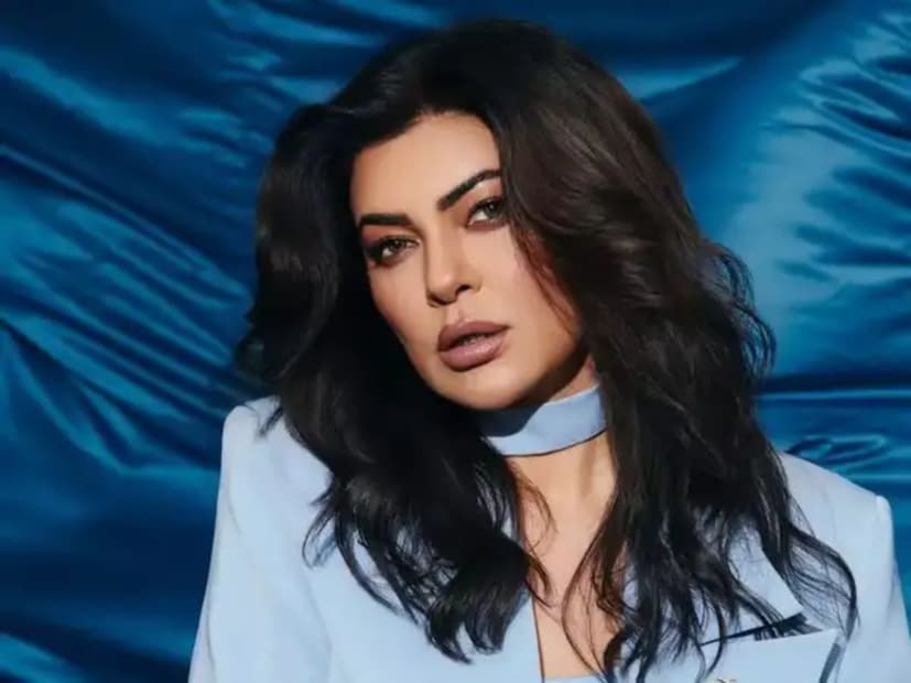  बॉलिवूडमध्ये अनेकवेळा प्रेम झालेले अनेक अभिनेते आहेत. पण त्यांनी कधीच लग्न केले नाही. यात अभिनेत्री सुष्मिता सेन हिचाही समावेश आहे. सुष्मिताने अनेक सुपरहिट चित्रपट दिले. पण तिने कधीच लग्न केलं नाही. आपल्या चित्रपटांपेक्षा वैयक्तिक आयुष्यामुळे सुष्मिता जास्त चर्चेत राहिली.