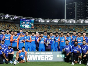 TEAM INDIA VS SOUTH AFRICA TEAM INDIA VS SOUTH AFRICA