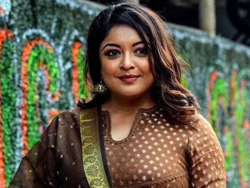  तनुश्री दत्ता एकेकाळी बॉलिवूडमधील सर्वात बोल्ड अभिनेत्रींपैकी एक होती. इमरान हाशमीसोबत 'आशिक बनाया आपने' या सिनेमातील अभिनयामुळे तिला प्रेक्षकांची चांगलीच पसंती मिळाली होती. या चित्रपटानंतर ती इंडस्ट्रीतील सर्वात बोल्ज आणि ग्लॅमरस अभिनेत्री म्हणून ओळखली जाऊ लागली. पण काही वादानंतर तनुश्रीने अनाचक इंडस्ट्रीपासून दूर राहण्याचा निर्णय घेतला आणि आजही ती रुपेरी पडद्यापासून दूरच आहे.