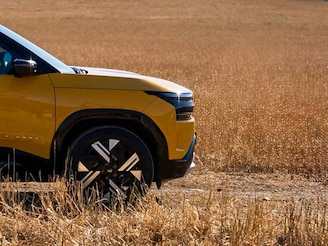 Thar आणि फॉर्च्युनर आता विकून टाका! Tata ची SUV मार्केटवर राज्य करायला येतेय!