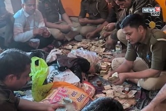 22 तास नोटा मोजून फुटला घाम, हात थकले तरी कॅश संपेना, देशातील सर्वात मोठी रेड