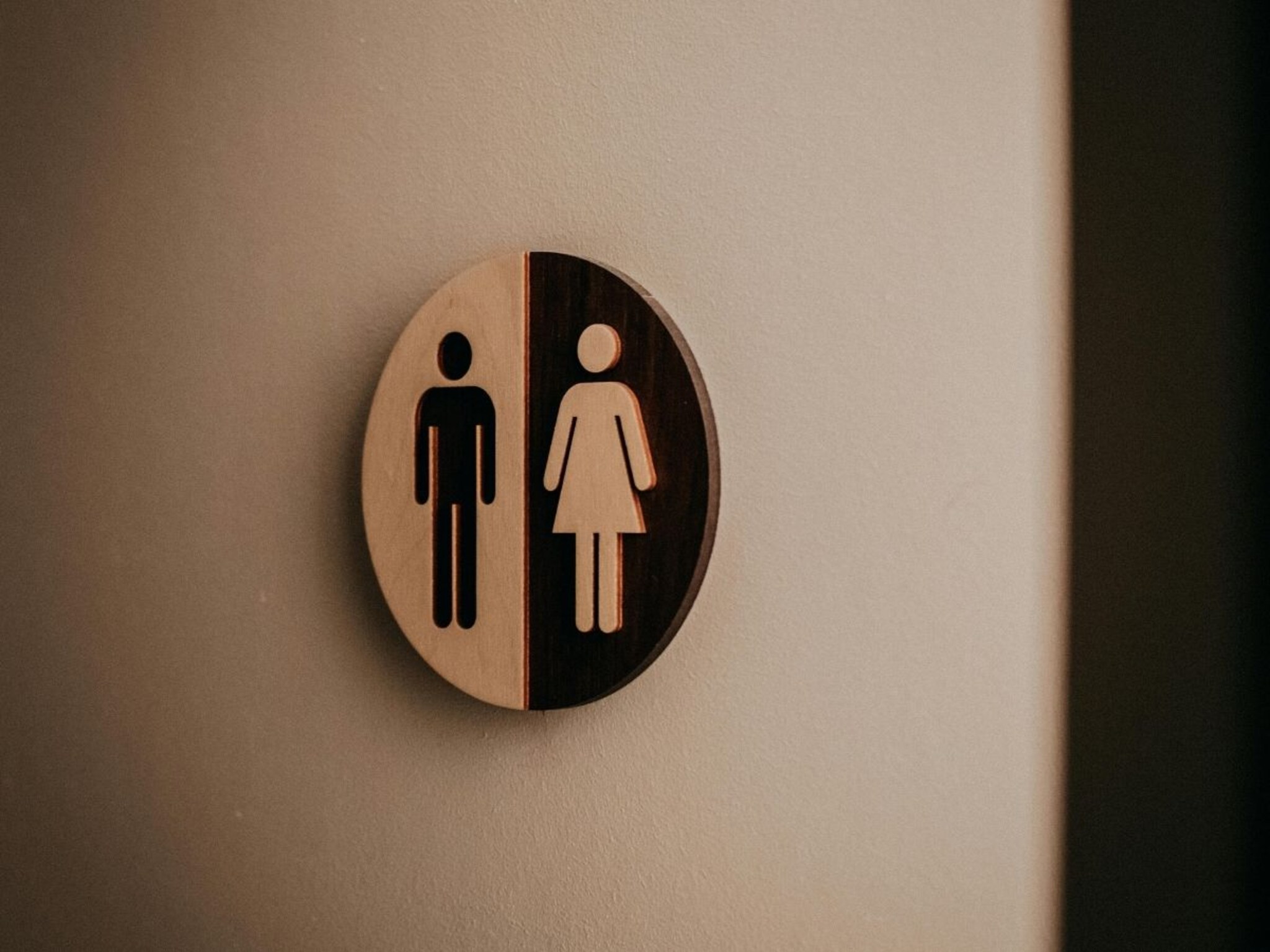 Powder Room : बाथरूम, वॉशरूम, रेस्टरूम माहिती असेल पण पावडर रूमबाबत ऐकलंय का, कशासाठी होतो वापर?