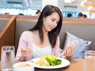 दुपारच्या जेवणाची आदर्श वेळ कोणती? दुपारच्या जेवणाची आदर्श वेळ कोणती?