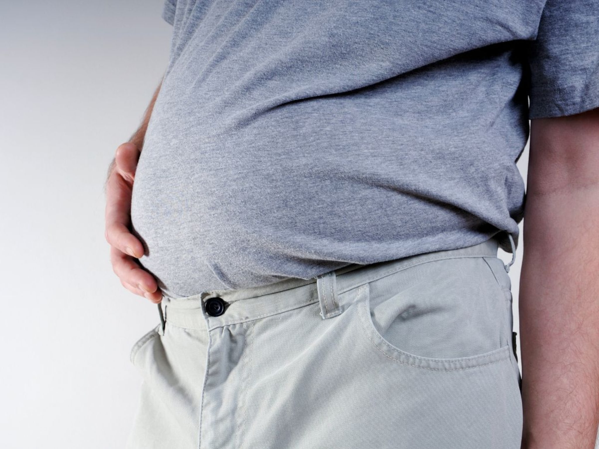 Bloating : पोटफुगीवर नैसर्गिक उत्तर, घरगुती हेल्थ ड्रिंकचा वापर ठरेल परिणामकारक