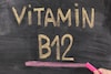 Vitamin B12 : या लक्षणांकडे दुर्लक्ष नको, अनेक गंभीर समस्यांना वेळीच घाला आळा