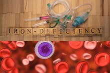 Iron Deficiency : लोहाच्या कमतरतेमुळे त्वचेवर दिसतात ही लक्षणं, वाचा सविस्तर माहिती