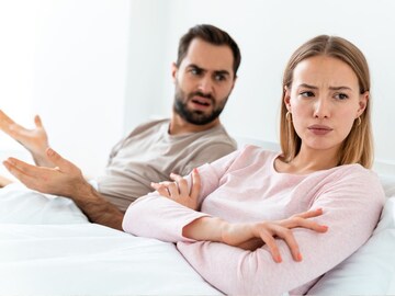 बायको जास्त झोपते म्हणून ओरडता? करताय मोठी चूक, पाहा तिने जास्त झोपणं का गरजेचं