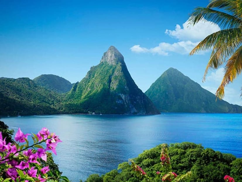 जगात बहुतेक देशांची नावे पुरुष, जमाती किंवा भौगोलिक गोष्टींवरून ठेवली गेली आहेत. पण सेंट लूसिया हे असे ठिकाण आहे, जे एका स्त्रीच्या प्रेरणादायी कथेला सन्मान देते. (Image: Pexels)