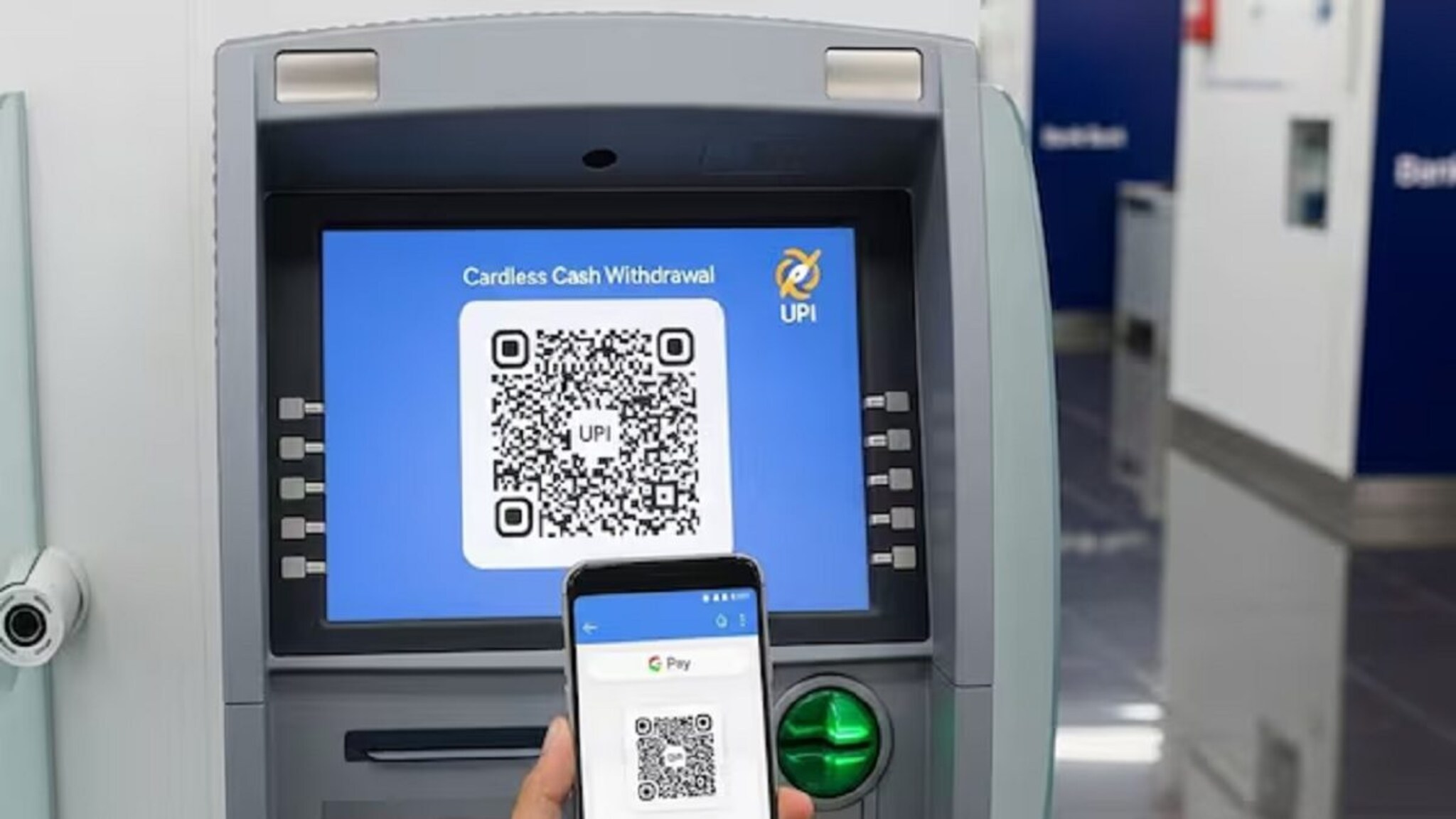 कार्ड नसतानाही ATM मधून काढू शकाल पैसा! फक्त स्कॅन करा अन् मिळवा कॅश 