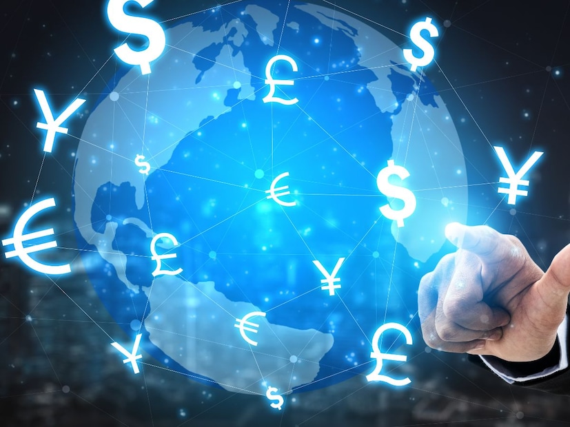 भारताचे ₹1,00,000 कोरियात किती होतील?सध्याच्या विनिमय दरानुसार 1 भारतीय रुपया = सुमारे 16.21 दक्षिण कोरियन वॉन (KRW) एवढा आहे. म्हणजेच, भारतातील ₹1,00,000 = सुमारे 16,21,448 वॉन होतात. त्याचप्रमाणे, जर तुम्ही कोरियात 50,000 वॉन कमावले, तर त्याची किंमत भारतात सुमारे ₹3,083 एवढी होईल.