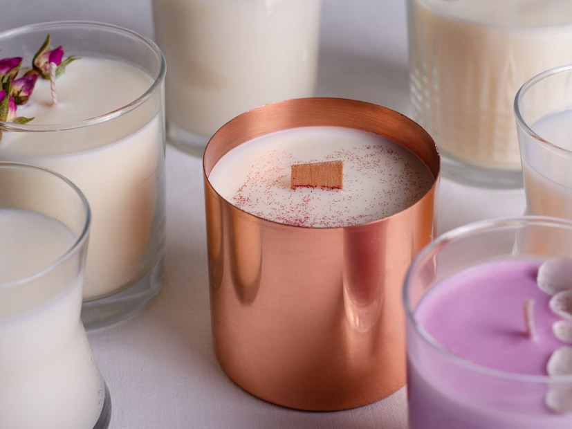 मेणाचा प्रकार आणि त्याची गुणवत्ता खूप महत्त्वाची असते. पॅराफिन मेण टाळणे फायदेशीर ठरते. कारण ते पेट्रोलियमपासून बनलेले असते आणि इतर मेणांच्या तुलनेत त्यातून जास्त हानिकारक वायू बाहेर पडतात. हे मेण स्वस्तही असते.