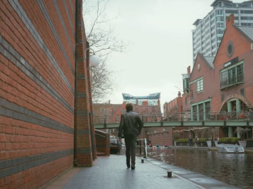 हा अभिनेता आज 62 वर्षांचा आहे. पण त्याचा फिटनेस तरुणांना लाजवेल असा आहे. बॉलिवूड अभिनेता रणबीर कपूरही या अभिनेत्याच्या फिटनेसवर फिदा झाला.  हा अभिनेता आता टेलिव्हिजनच्या टॉपच्या अभिनेत्रीसोबत दिसणार आहे. 