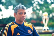 '7 घंटे है तु्म्हारे पास...', शाहरुखच्या 'चक दे इंडिया' स्टाईलमध्ये बोलला, वर्ल्