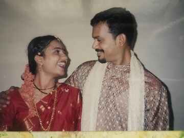 मैत्रिणीला शुभेच्छा द्यायला गेली अन् तिच्या भावालाच पटवून आली,अमृताची Love Story