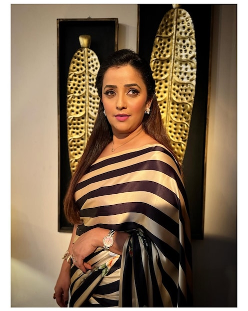 रात्रीस खेळ चाले या प्रसिद्ध मालिकेतून शेवंता बनून प्रेक्षकांच्या मनावर राज्य करणारी अभिनेत्री अपूर्वा नेमळेकर. अनेक वर्ष मालिका विश्वात काम करणाऱ्या अपूर्वाला बिग बॉस मराठीमुळेही नवी ओळख मिळाली. 