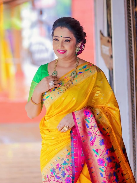 अपूर्वाने तिच्या डिवोर्सवर भाष्य केलं. ती म्हणाली, 