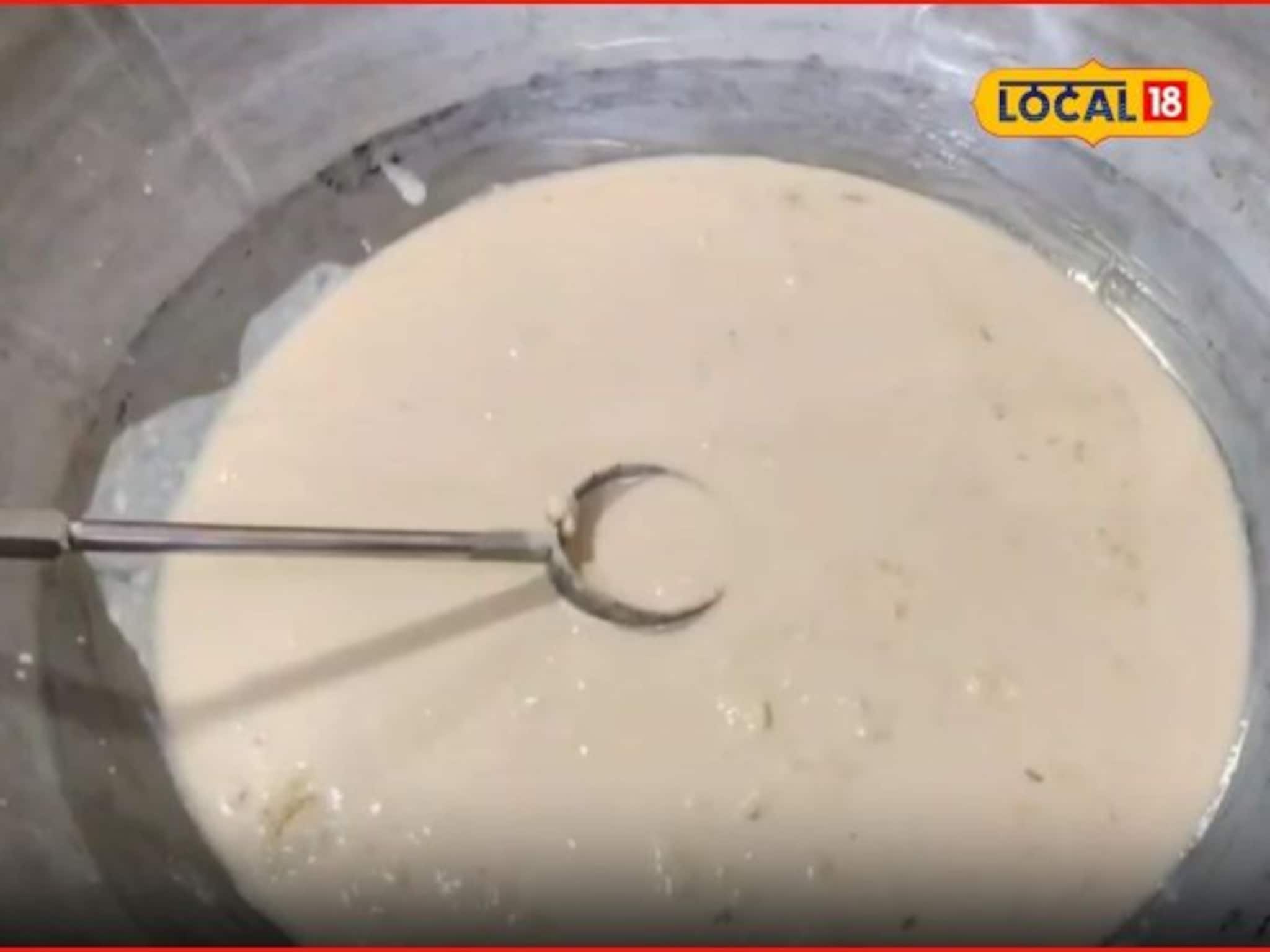 Famous Basundi Pune : 120 वर्षे जुने, पुण्यातील प्रसिद्ध बासुंदी वाले, जपलीये चवीची तिचं परंपरा