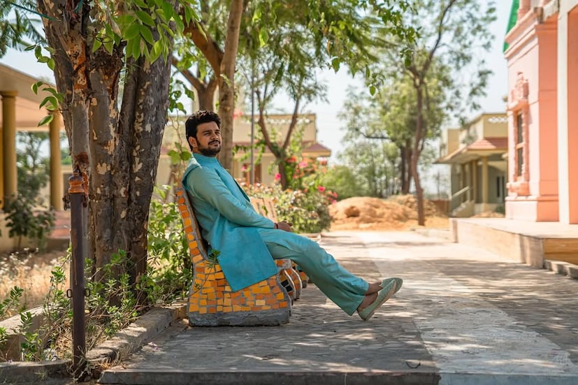 'एका एपिसोडसाठी तो १० हजार रुपये घेत होता का?' या प्रश्नावर त्याने उत्तर दिले, 