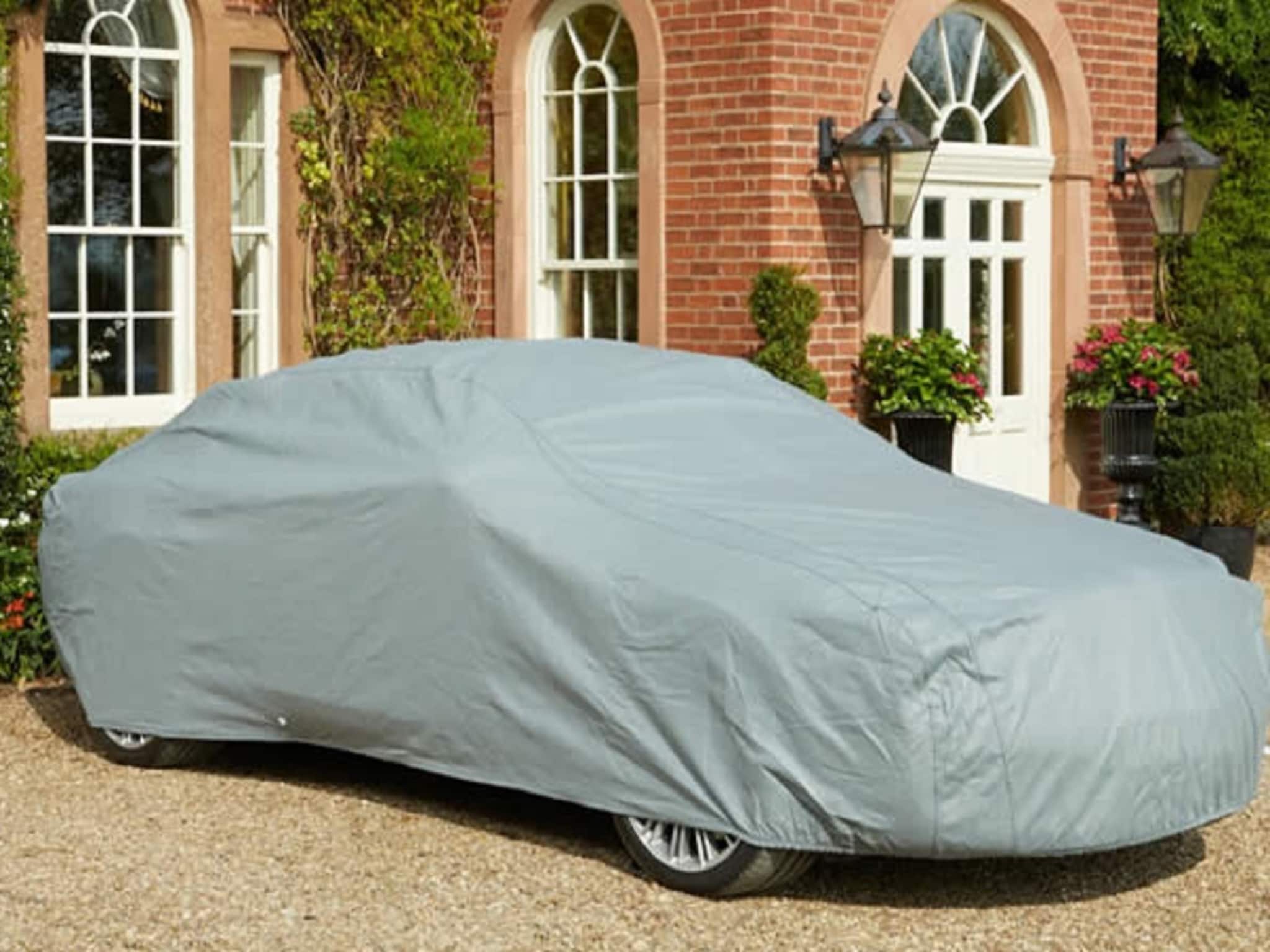 Car Winter Tips: हिवाळ्यात गाडीवर कव्हर टाकल्याने वाचतील हजारो रुपये, पण कसे?