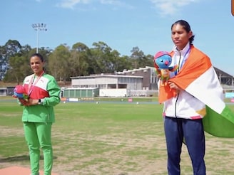 गावकऱ्यांनी ठरवलं शापित! देशासाठी मेडल मिळवून दाखवलं अन् झाली कोट्याधीश