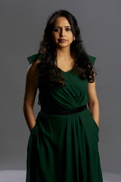 या नाटकात ती मीरा ही भूमिका साकारणार आहे. या आधीही ही भूमिका दिवंगत अभिनेत्री प्रिया मराठेनं साकारली होती. 