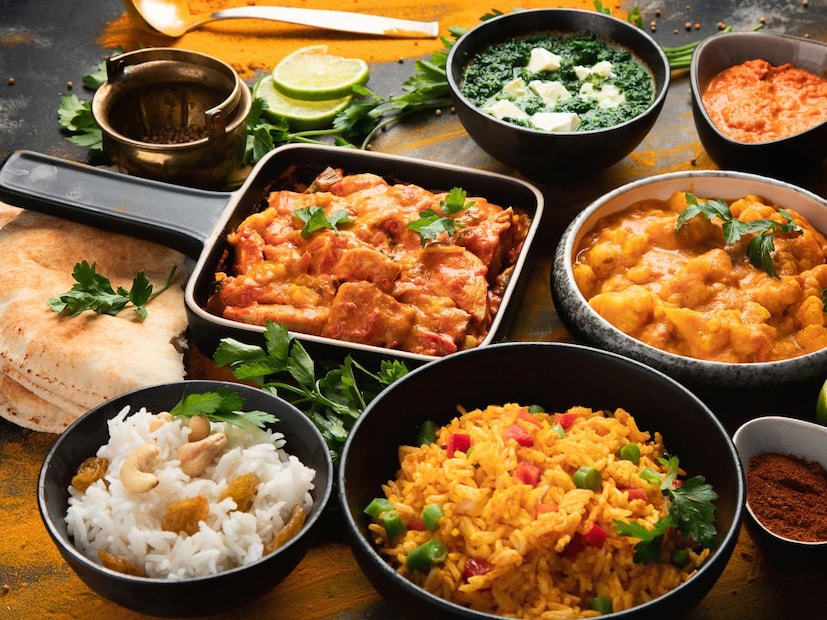 थोडक्यात, भारतीयांना तिखट 'चकणा' आवडण्यामागे आपली सांस्कृतिक आवड आणि तात्पुरता आनंद आहे, पण वैज्ञानिक दृष्ट्या पाहिले तर हे कॉम्बिनेशन शरीरासाठी नुकसानकारकच आहे. त्यामुळे, जर तुम्ही दारू पीत असाल, तर तिखट-मसालेदार पदार्थांऐवजी भाजलेले शेंगदाणे (कमी मीठाचे), ग्रिल्ड चिकन/पनीर, किंवा साधे सॅलड खाणे केव्हाही उत्तम.