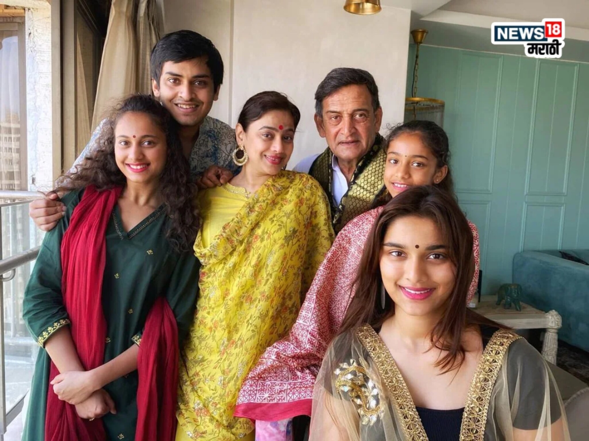 'मी 13 वर्ष त्यांच्यासोबत...', महेश मांजरेकरांबद्दल बोलताना मानसकन्या भावुक, काय आहे दोघांमधलं खरं नातं?