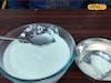 हिवाळ्यात असे बनवा घट्ट दही; पनीर सारख्या पाडता येतील वड्या Video