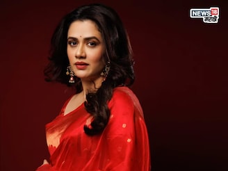 निळी साडी अन् गिरिजा ओक बनली नॅशनल क्रश! महाराष्ट्राची लेक इंटरनेटवर ट्रेडिंग