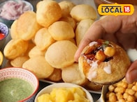 ८३ वर्षांची परंपरा ! मुंबईतला ऐतिहासिक 'पाणीपुरीवाला' ; चवीसाठी लोकांच्या लागतात लांबच लांब रांगा ! Video