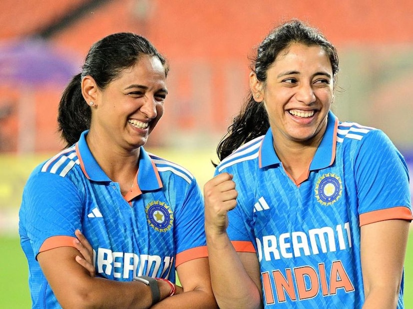 आता ही झाली मॅच फी ची गोष्ट.पण केंद्रीय करार (Central Contract)  यादीत सर्वात मोठा फरक आहे.कारण मानधना आणि हरमनप्रीतचे वार्षिक उत्पन्न विराट आणि रोहितच्या जवळपासही नाही.