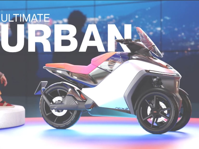 तसंच, Hero VIDA ने NEX 2 ही एक  सेल्फ-बॅलेंसिंग इलेक्ट्रिक ट्राईक बाईक लाँच केली आहे. ही एक बाईकच आहे, पण तिला 3 चाकं आहे.  