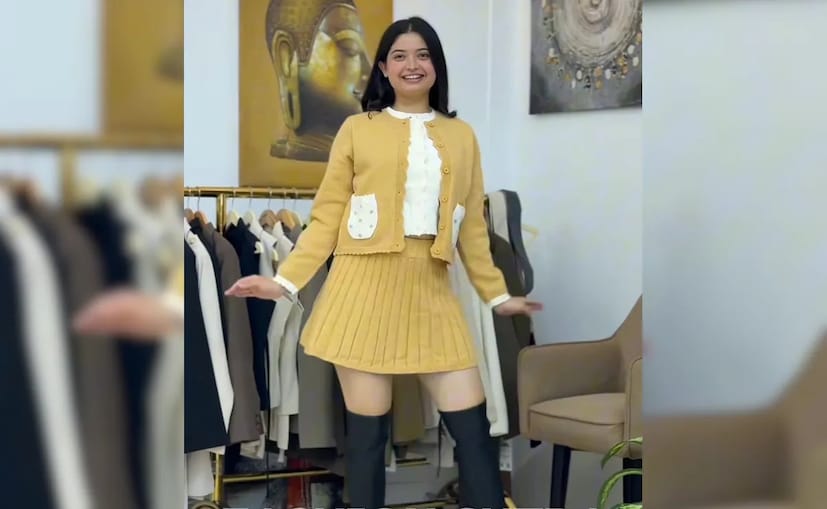 स्कर्ट: जर तुम्हाला या हिवाळ्यात सर्वात स्टायलिश दिसायचे असेल, तर तुम्ही लांब कोट, गुडघ्यापर्यंतचे बूट आणि लोकरीच्या टॉपसह स्कर्ट स्टाईल करू शकता. तुम्ही ऑनलाइन स्कर्ट डिझाइन निवडू शकता. आणि हे ₹500 पेक्षा कमी किमतीत एक उत्तम पर्याय असू शकतात.