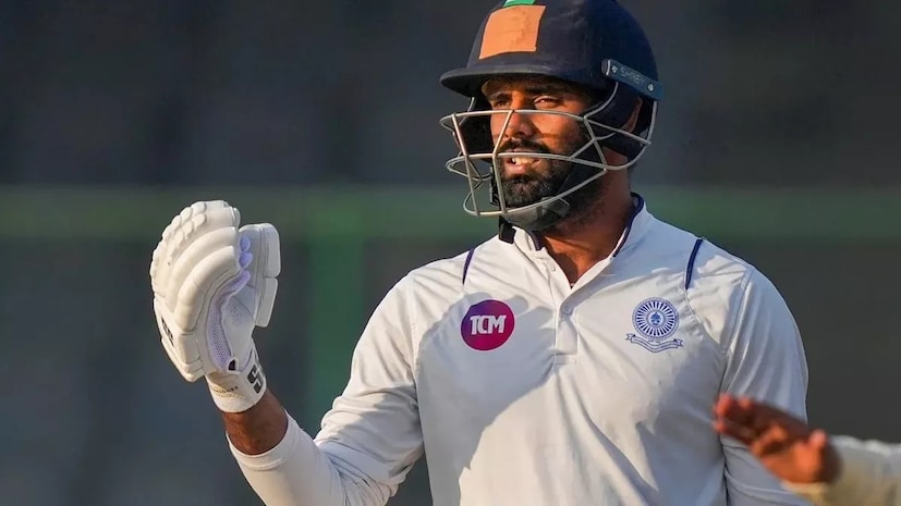 पण त्यानंतर, भारताचा फॉर्मात नसलेला अष्टपैलू हनुमा विहारीने संघाची धुरा सांभाळली. भारताबाहेर असलेल्या अष्टपैलू विहारीने 17 चौकार आणि एक षटकार मारत दमदार शतक झळकावले आणि संघाला मदत केली.