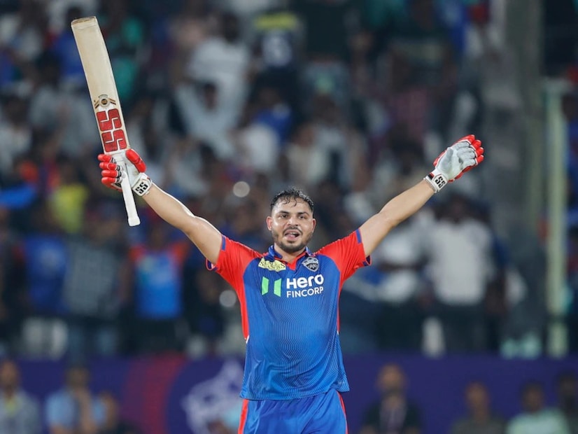 आशुतोष शर्मा (दिल्ली कॅपिटल्स): दिल्ली कॅपिटल्सचा युवा फिनिशर आशुतोष शर्माने आयपीएलच्या गेल्या हंगामात सर्वानाच आश्चर्यचकित केले. त्याने एकट्याने लखनऊ सुपर जायंट्सविरुद्ध संघाला विजय मिळवून दिला. 13 सामन्यांमध्ये त्याचे 204 धावा आणि 160.63 चा स्ट्राईक रेट प्रभावी होता. दिल्ली त्यांच्या मधल्या फळीला बळकटी देण्यासाठी त्याला कायम ठेवण्याचा प्रयत्न करेल.