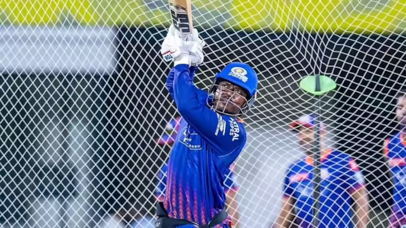 रॉबिन मिंझ: झारखंडचा यष्टीरक्षक-फलंदाज रॉबिन मिंझला मुंबई इंडियन्सने मोठ्या आशेने विकत घेतले. दोन सामन्यांमध्ये त्याने 15 चेंडूंचा सामना केला आणि फक्त 6 धावा केल्या. मिंझला क्रीजवर संघर्ष करावा लागला आणि कदाचित त्याला सोडण्यात येईल.