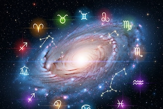 भाग्योदयासाठी नोव्हेंबरची 23 तारीख फिक्स! शुक्र-बुधाची स्थिती या राशींना लकी