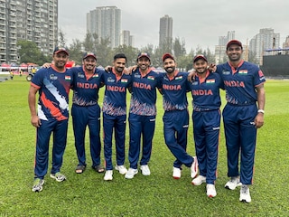 उथप्पाचा धमाका, स्टुअर्ट बिन्नीची ओव्हर टर्निंग पॉईंट, भारताचा पाकिस्तानवर 2 रननी थरारक विजय! उथप्पाचा धमाका, स्टुअर्ट बिन्नीची ओव्हर टर्निंग पॉईंट, भारताचा पाकिस्तानवर 2 रननी थरारक विजय!