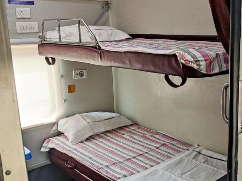 आधीचा नियम कसा होता?जानेवारी 2013 च्या नियमानुसार
AC-1 मध्ये 30,
AC-2 मध्ये 100,
AC-3 मध्ये 300,
आणि स्लीपर क्लासमध्ये 400 वेटिंग तिकीट जारी केली जात होती.
पण आता प्रत्येक झोनल रेल्वे आपल्या बुकिंग आणि कॅन्सलेशन पॅटर्ननुसार ही वेटिंग लिमिट ठरवेल.