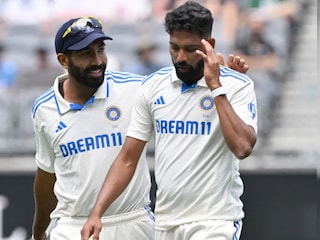 jasprit bumrah advice and mohammad siraj 