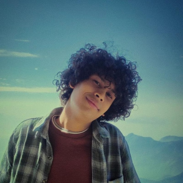 सलमाननं देखील त्याचं कौतुक करत आपल्या पोस्टमध्ये लिहिले, 