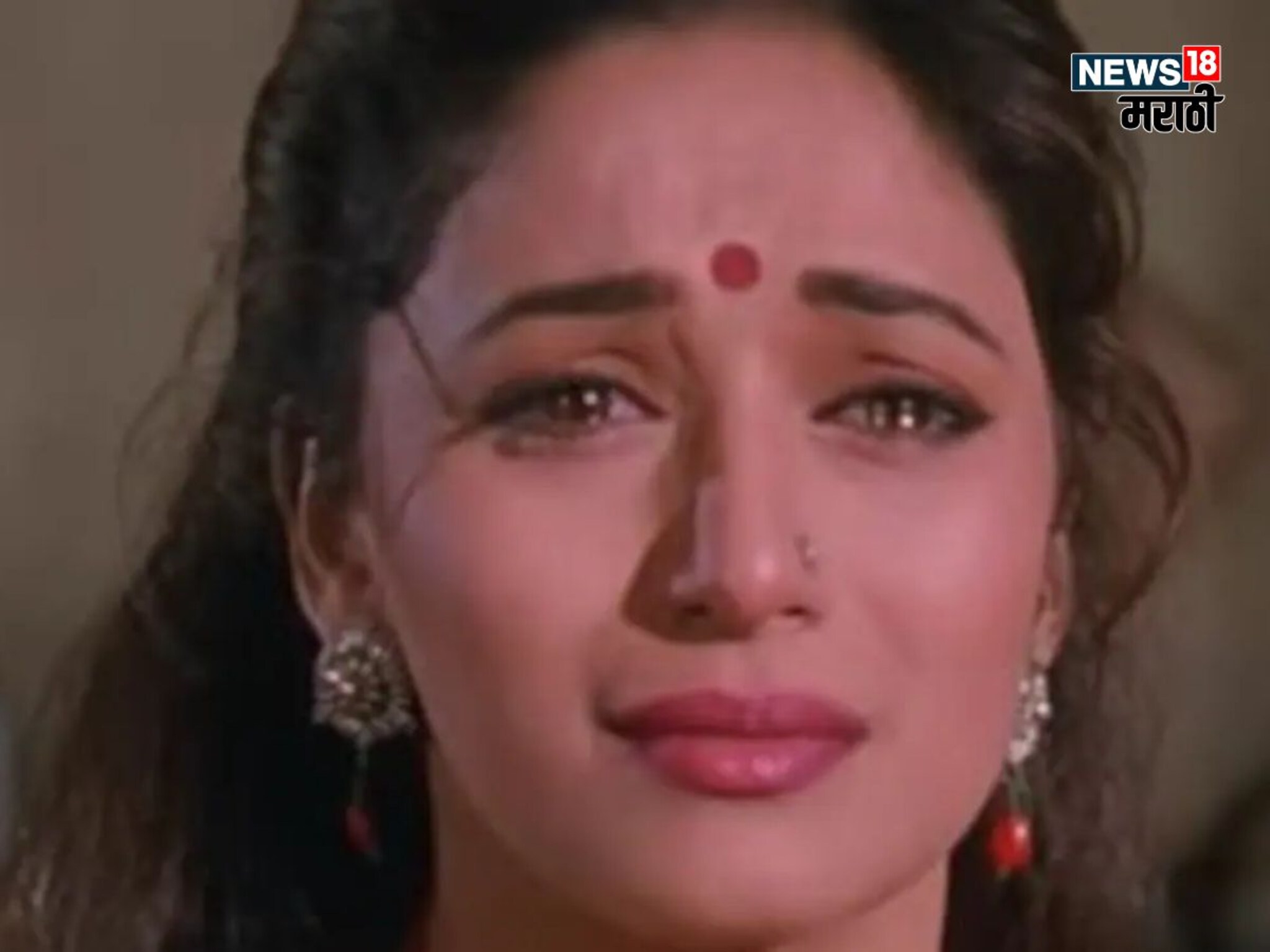 तो इंटिमेट सीन, खलनायकाने ओलांडल्या सर्व सीमा, थरथर कापली होती माधुरी दीक्षित; रडून झालेले हाल हाल