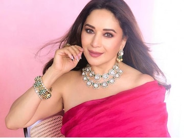 माधुरीची फिल्म पाहायला बुक केलं अख्खं थिएटर, 73 वेळा पाहिलाय हा चित्रपट माधुरीची फिल्म पाहायला बुक केलं अख्खं थिएटर, 73 वेळा पाहिलाय हा चित्रपट