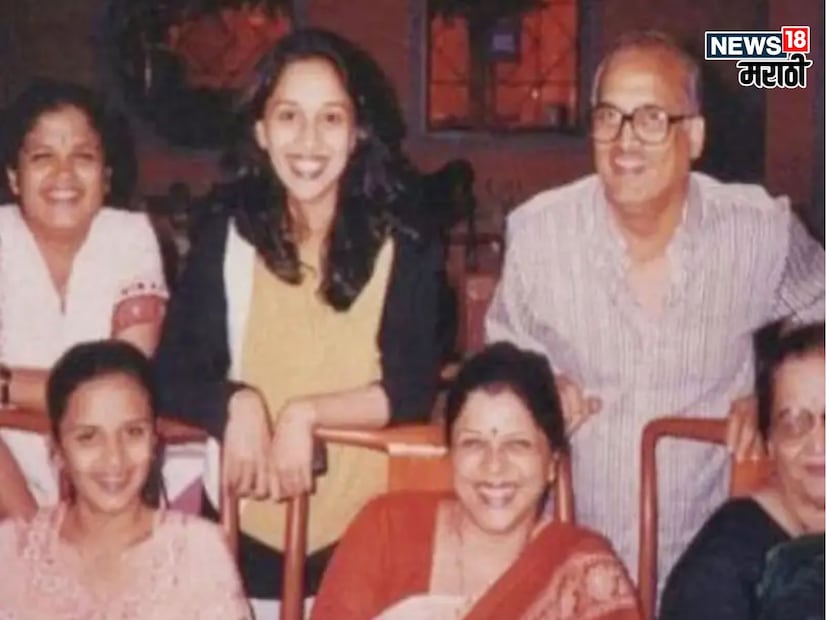 माधुरीची आई म्हणजेच स्नेहलता दीक्षित आणि शंकर दीक्षित यांना चार मुलं. तीन मुली आणि एक मुलगा, त्यात माधुरी सगळ्यात छोटी मुलगी. माधुरीला दोन मोठ्या बहिणी आहेत. एकीचं नाव रुपा दीक्षित तर दुसरी भारती दीक्षित. तीन बहिणींना एक भाऊ आहे त्याचं नाव अजित दीक्षित आहे.