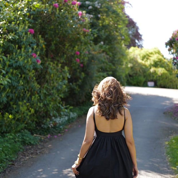 अभिनेत्री होणं हे अनेक मुलींचं स्वप्न असतं. पण ते स्वप्न पूर्ण करण्यासाठी अनेक गोष्टींना सामोरं जावं लागतं. अभिनेत्री व्हायचं म्हटल्यावर अनेक मुलींच्या घरून पाठिंबा मिळत नाही. अभिनेत्री होणं हे अनेक मुलींचं स्वप्न असतं. पण ते स्वप्न पूर्ण करण्यासाठी अनेक गोष्टींना सामोरं जावं लागतं. अभिनेत्री व्हायचं म्हटल्यावर अनेक मुलींच्या घरून पाठिंबा मिळत नाही.