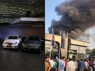 नागपूरमध्ये अग्नितांडव,शोरूमच्या काचा फोडून मर्सिडीज गाड्या काढल्या बाहेर,PHOTOS